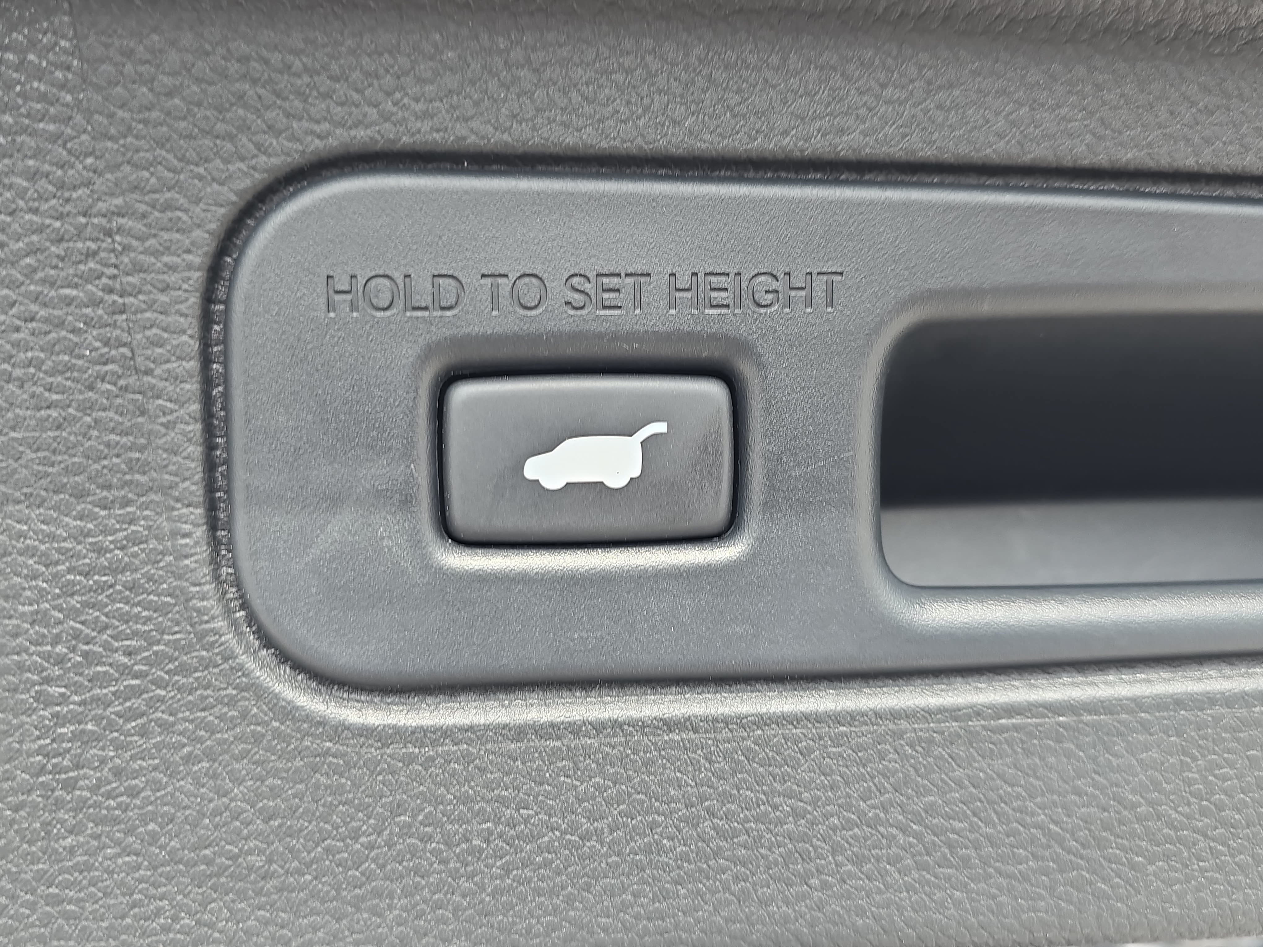 Used 2024 Honda Pilot Touring image 15