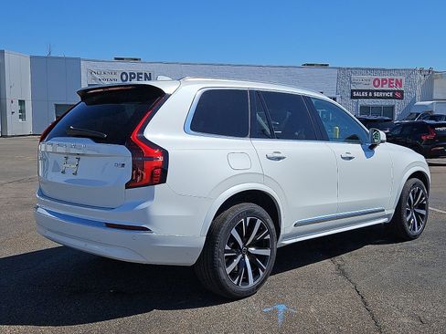 New 2026 Volvo XC90 B5 Core w/ Protection Package Premier AWD/4WD image 6