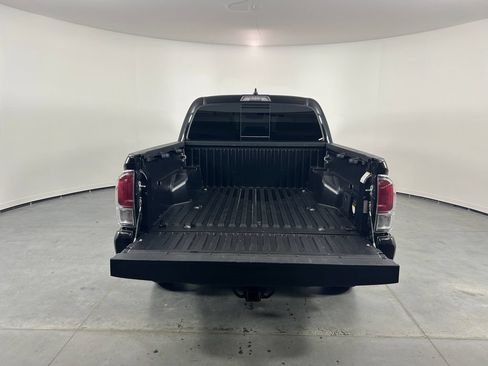 Used 2023 Toyota Tacoma TRD Sport AWD/4WD image 30