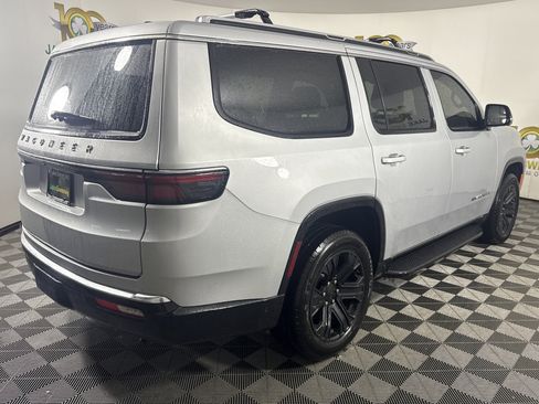 New 2025 Jeep Wagoneer 4WD w/ Convenience Group I image 10
