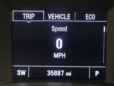 Used 2023 Chevrolet Equinox LS w/ Driver Confidence II Package image 17