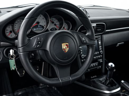 Used 2012 Porsche 911 Carrera 4S image 14