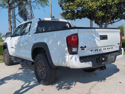 Certified 2023 Toyota Tacoma 4x4 Double Cab w/ Trail Edition image 8