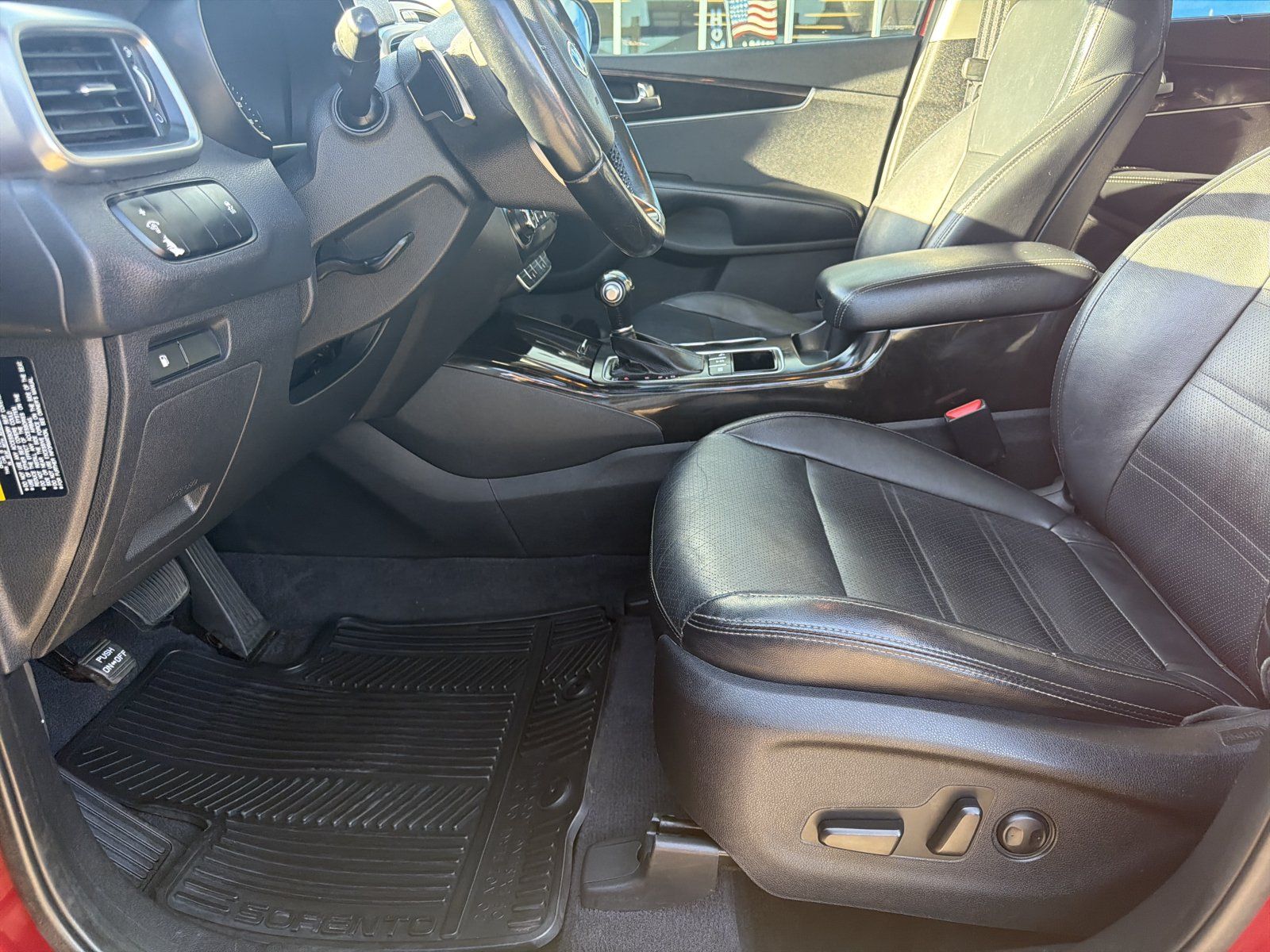 Used 2017 Kia Sorento EX AWD/4WD image 14