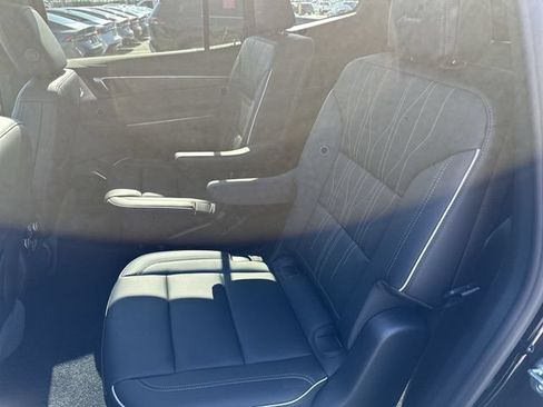 New 2026 Buick Enclave Avenir w/ Super Cruise Package AWD/4WD image 27