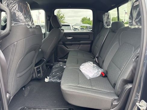 New 2026 RAM 1500 Express AWD/4WD image 12