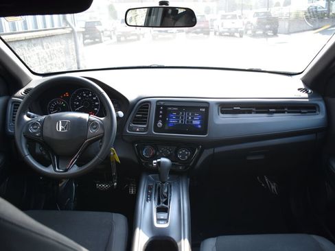 Used 2021 Honda HR-V Sport image 26