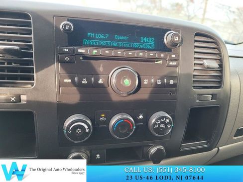 Used 2011 GMC Sierra 2500 W/T w/ Snow Plow Prep Package image 19