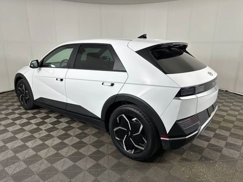 Used 2023 Hyundai Ioniq 5 SEL w/ Cargo Package image 5