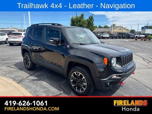 Used 2023 Jeep Renegade Trailhawk w/ Sun/Sound Group AWD/4WD image 7