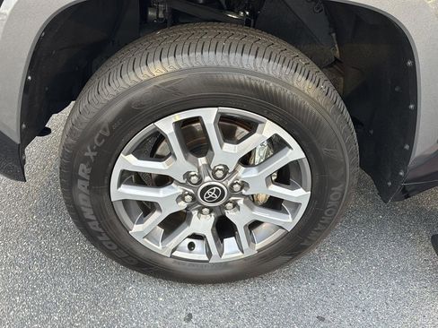 Used 2023 Toyota Tundra 1794 Edition image 31