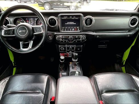 Used 2021 Jeep Gladiator Rubicon AWD/4WD image 12