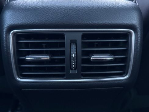 Used 2019 INFINITI Q50 Luxe image 32