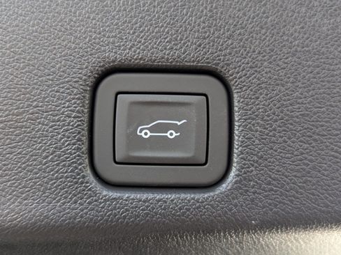 New 2025 GMC Acadia Denali w/ Super Cruise Package image 7