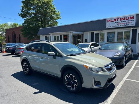 Used 2016 Subaru Crosstrek 2.0i Limited AWD/4WD image 5