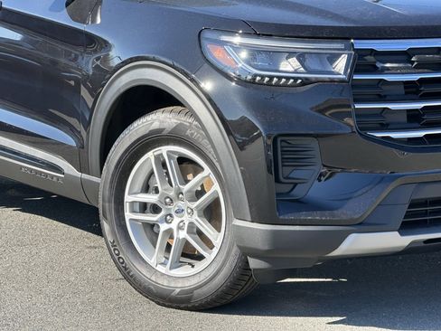 New 2026 Ford Explorer Active image 38