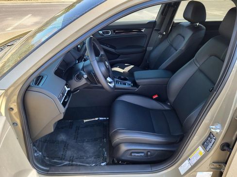 Certified 2025 Honda Civic Sport Touring image 11