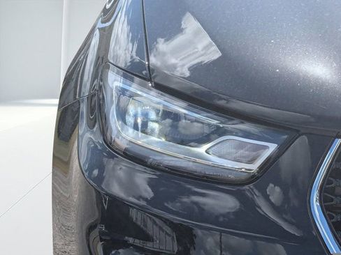 New 2026 Chrysler Pacifica Select FWD image 9