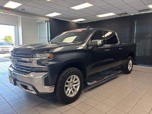 Used 2019 Chevrolet Silverado 1500 LTZ w/ LTZ Plus Package AWD/4WD image 7