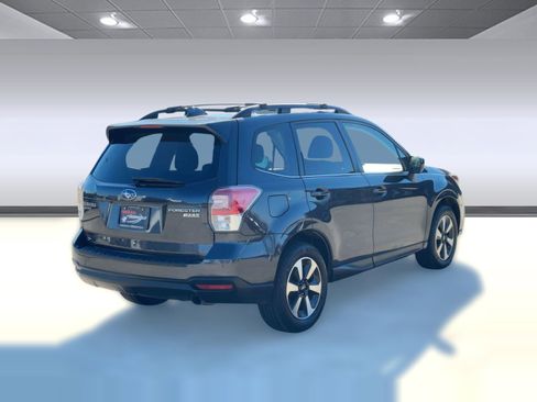 Used 2017 Subaru Forester 2.5i Limited w/ Popular Package #2 image 9