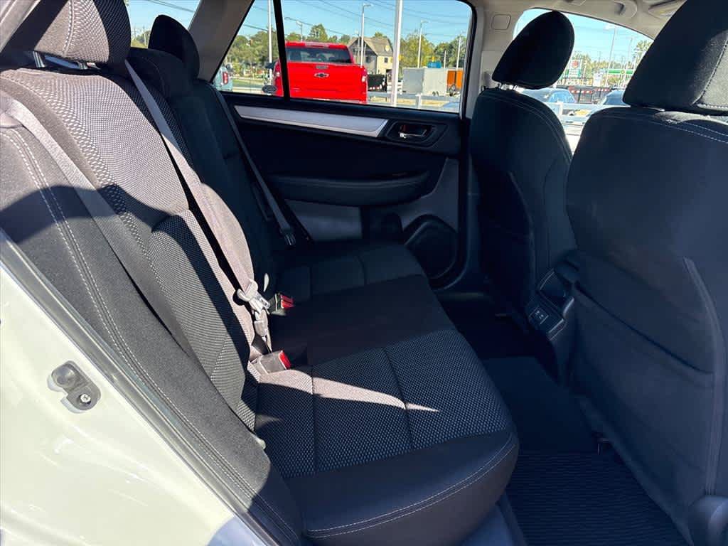 Used 2019 Subaru Outback 2.5i Premium AWD/4WD image 7