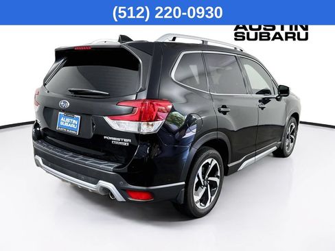Certified 2022 Subaru Forester Touring AWD/4WD image 8