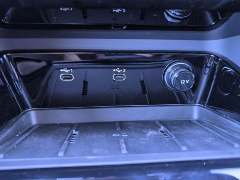 New 2025 Audi Q5 Premium Plus image 9