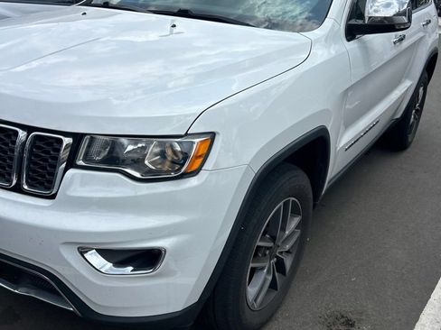 Used 2019 Jeep Grand Cherokee Limited AWD/4WD image 15