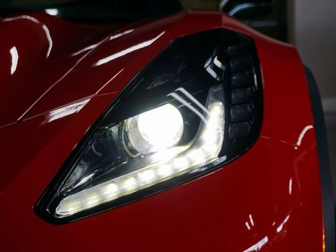 Used 2019 Chevrolet Corvette Z06 RWD image 89