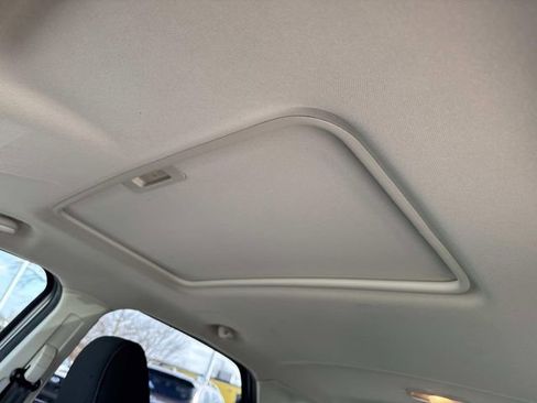 Used 2019 Ford EcoSport SE w/ SE Convenience Package image 30