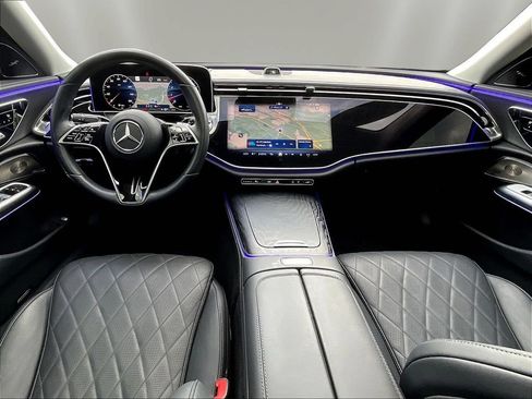 Certified 2024 Mercedes-Benz E 350 4MATIC Sedan image 9