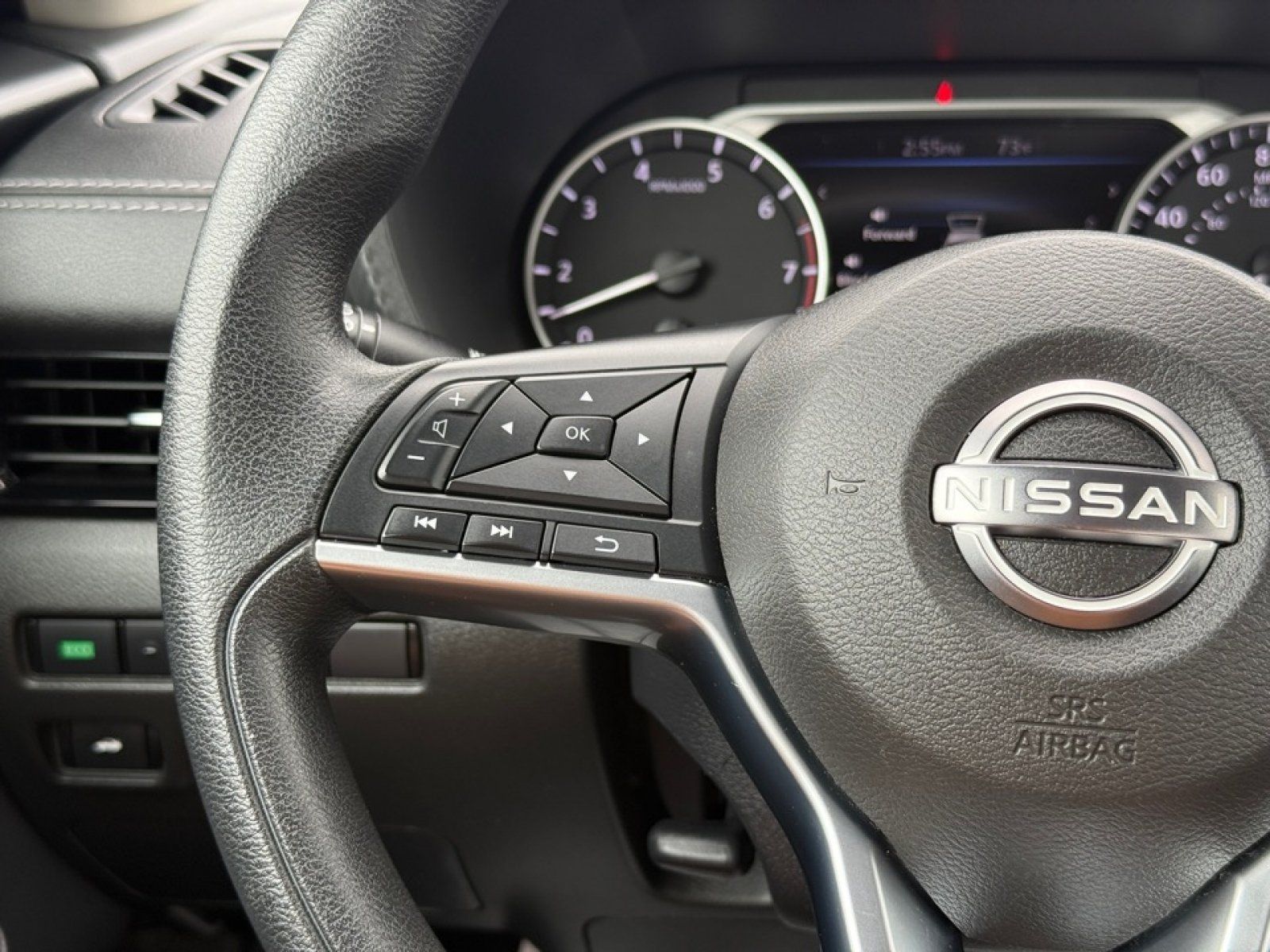 Used 2024 Nissan Sentra SV FWD image 19