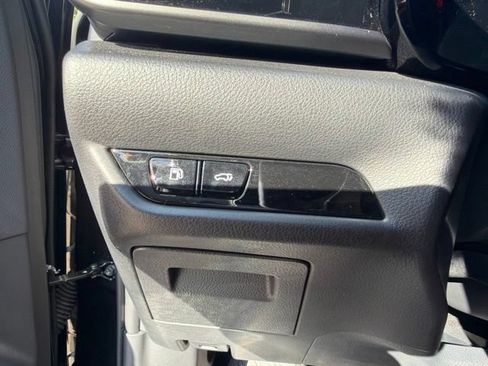 Used 2025 Lexus NX 250 FWD w/ Accessory Package (Z2) image 26