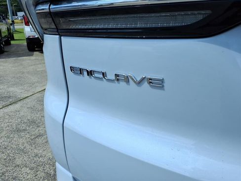 New 2026 Buick Enclave Avenir image 11