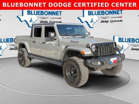 Used 2022 Jeep Gladiator Sport AWD/4WD image 3