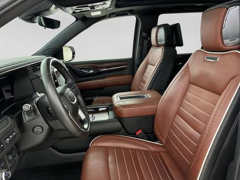 Used 2024 GMC Yukon Denali Ultimate image 12