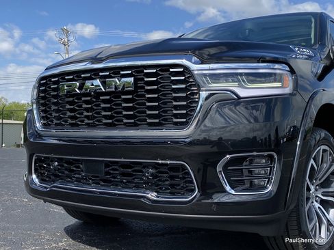 Used 2025 RAM 1500 Tungsten AWD/4WD image 2