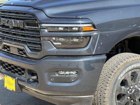 New 2026 RAM 2500 Laramie w/ Night Edition AWD/4WD image 8