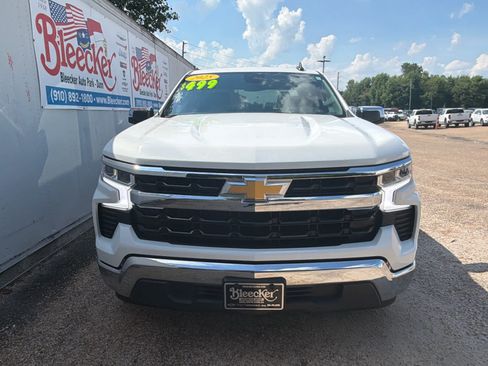 Used 2025 Chevrolet Silverado 1500 LT RWD image 5
