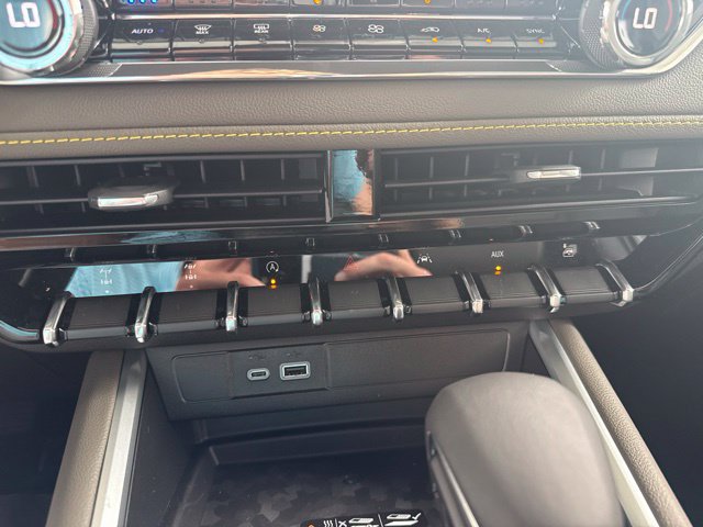 New 2026 Chevrolet Colorado ZR2 AWD/4WD image 23