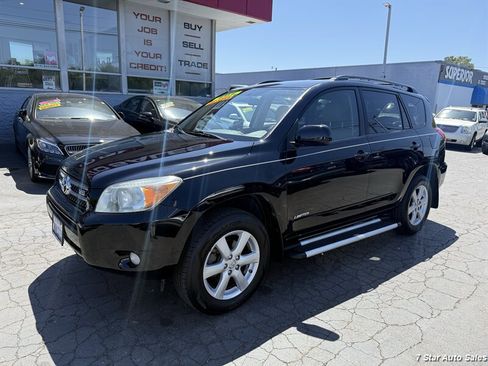Used 2007 Toyota RAV4 Limited FWD image 3
