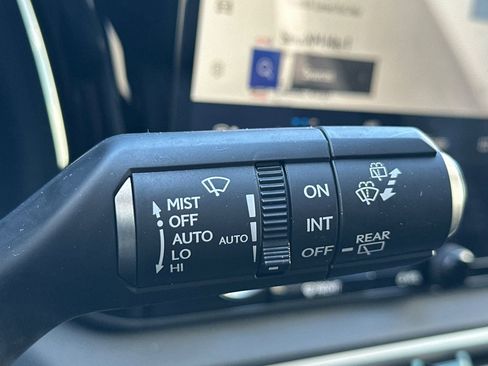 Certified 2025 Lexus RX 350 Premium image 33