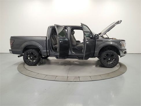 Used 2020 Ford F150 XLT w/ Equipment Group 302A Luxury image 16