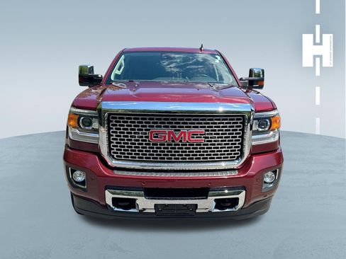 Used 2015 GMC Sierra 2500 Denali w/ Duramax Plus Package AWD/4WD image 2