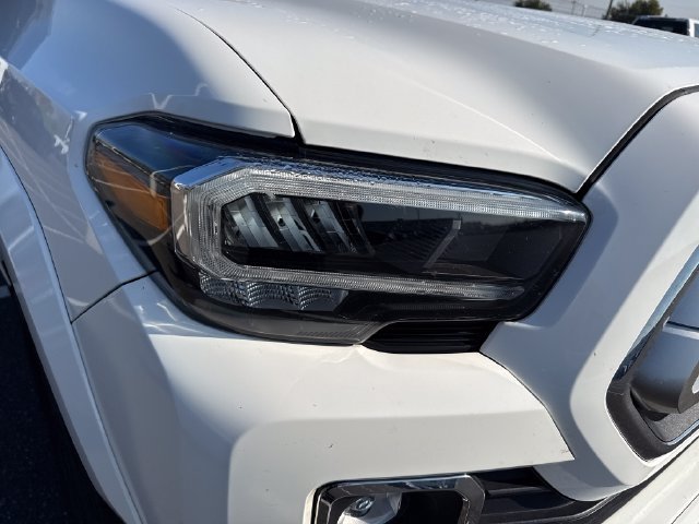 Certified 2023 Toyota Tacoma Limited AWD/4WD image 12