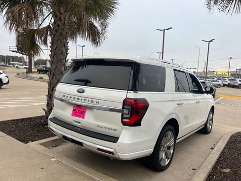 Used 2023 Ford Expedition Platinum image 17