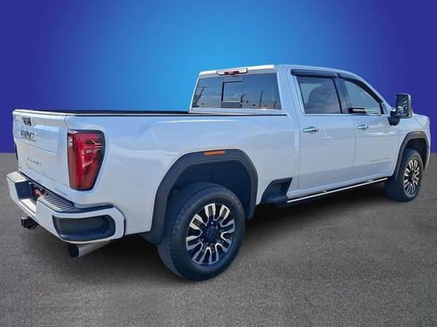 Used 2024 GMC Sierra 2500 Denali Ultimate AWD/4WD image 5
