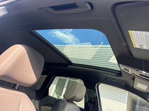 Used 2025 Audi Q5 Premium Plus w/ Premium Plus image 18