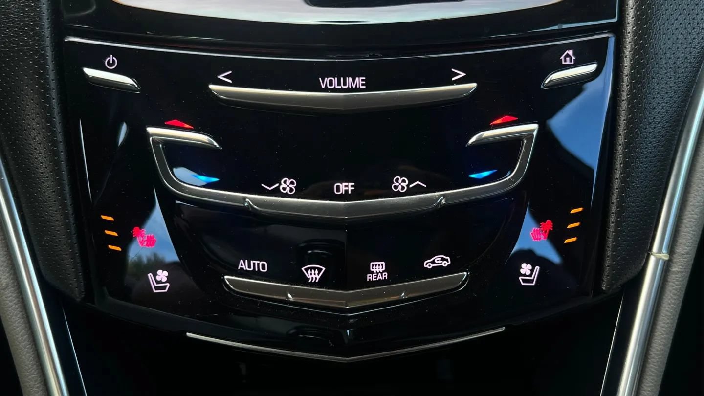 Used 2014 Cadillac XTS Premium FWD image 35