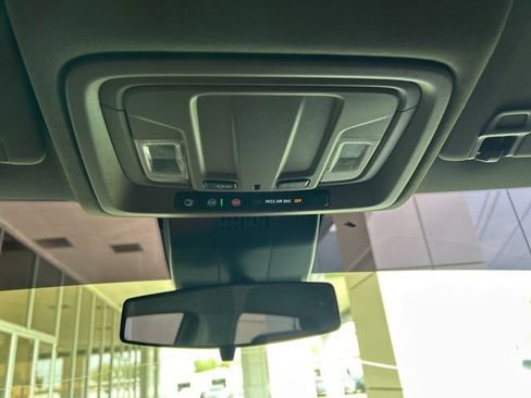 Used 2023 GMC Sierra 1500 Elevation image 16